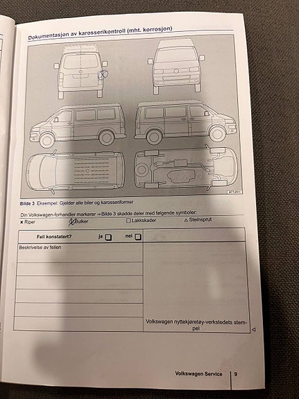 Volkswagen Caddy Maxi 22 of 25