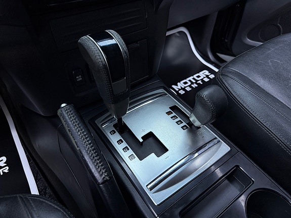 Mitsubishi Pajero 20 of 30