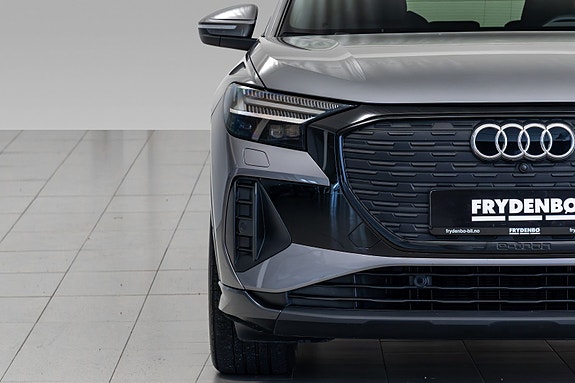 Audi Q4 e-tron 4 of 30