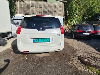 Peugeot 5008 9 of 10