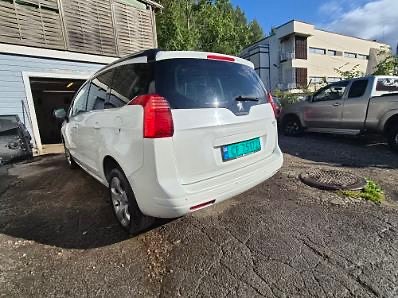 Peugeot 5008 10 of 10
