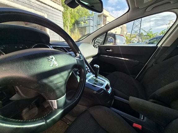 Peugeot 5008 6 of 10