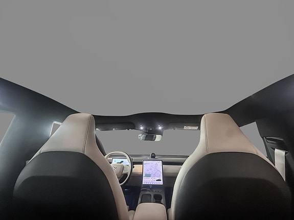 NIO ET5 25 of 30