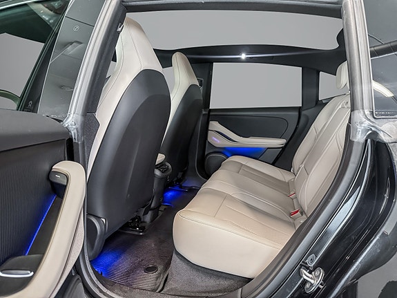 NIO ET5 22 of 30