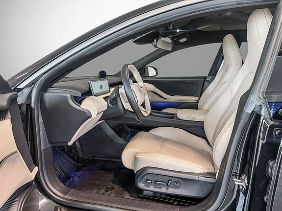 NIO ET5 10 of 30