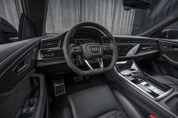 Audi RS Q8 16 of 30