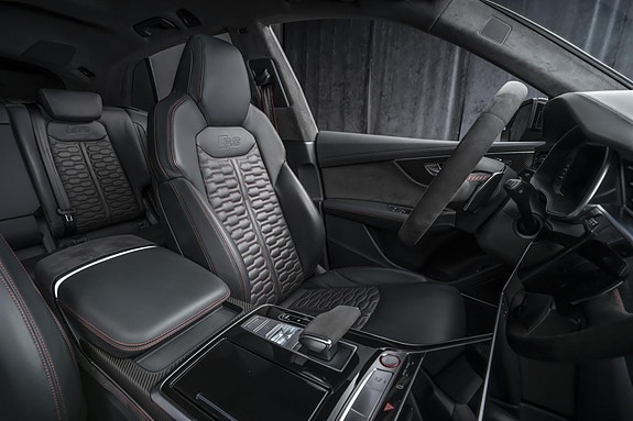 Audi RS Q8 26 of 30
