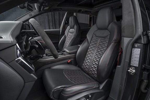 Audi RS Q8 14 of 30
