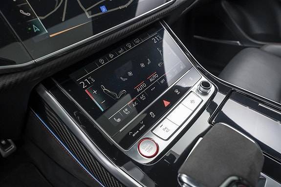Audi RS Q8 22 of 30