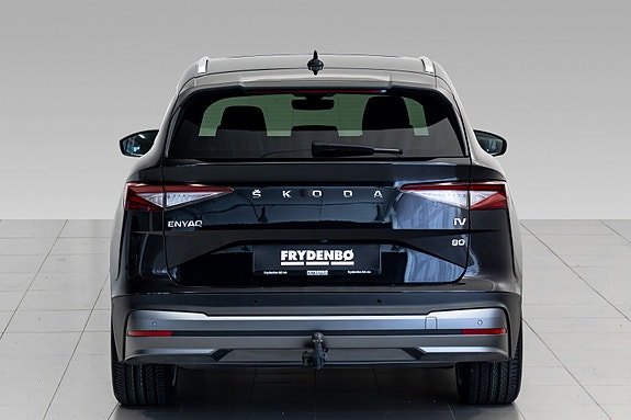 Skoda Enyaq 9 of 30