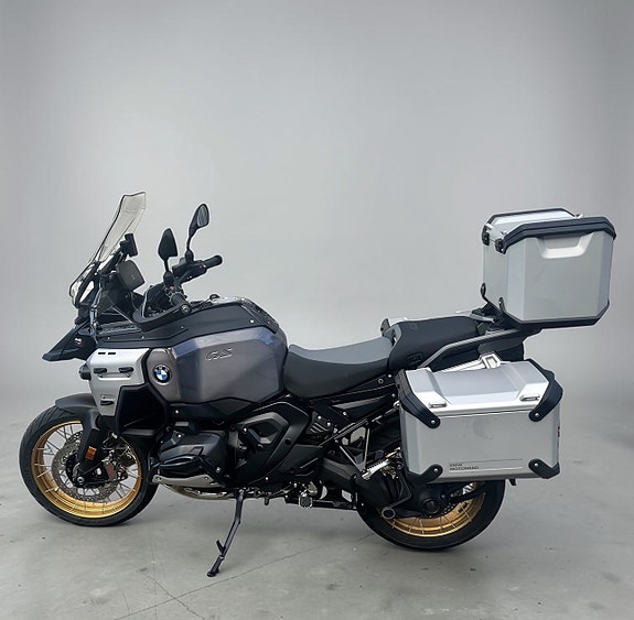 BMW R 1300 GS Adventure 2 of 9