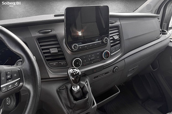 Ford Transit 27 of 30