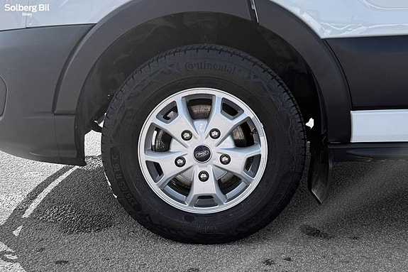 Ford Transit 14 of 30
