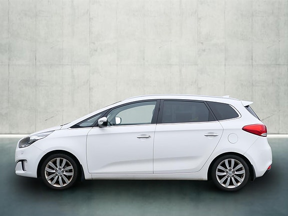 Kia Carens 2 of 19