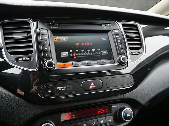 Kia Carens 17 of 19