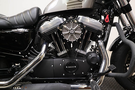 Harley-Davidson Forty-Eight 3 of 13