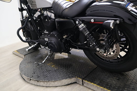 Harley-Davidson Forty-Eight 10 of 13
