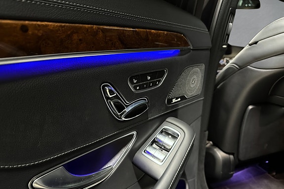 Mercedes-Benz S400 h 27 of 30