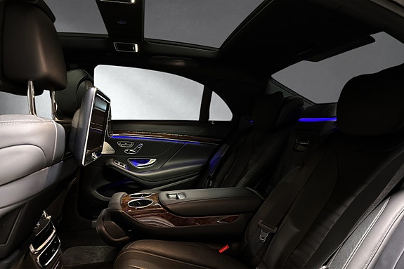 Mercedes-Benz S400 h 24 of 30