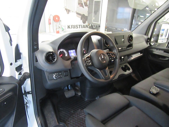 Mercedes-Benz Sprinter 315 16 of 19