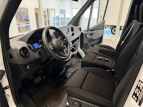 Mercedes-Benz Sprinter 315 13 of 23