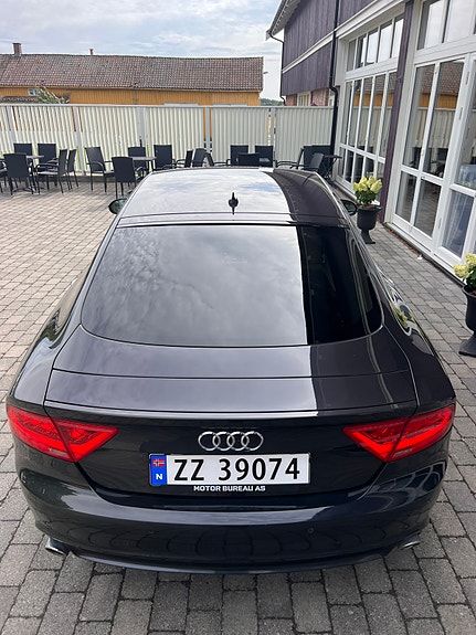 Audi A7 2 of 30