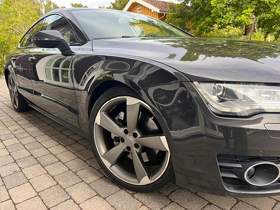 Audi A7 4 of 30