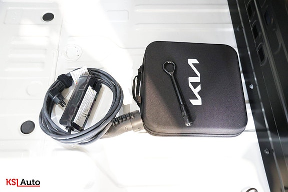 Kia PV5 11 of 30