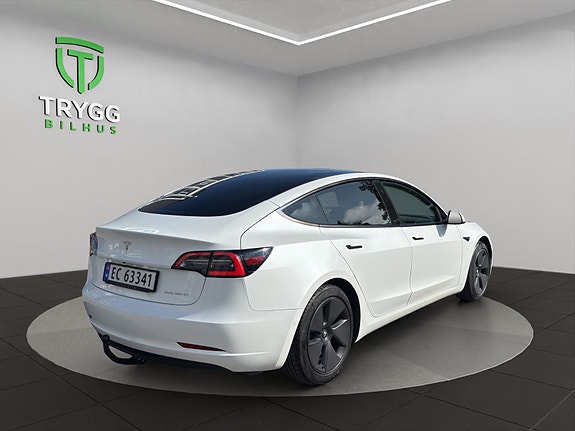 Tesla Model 3 5 of 12