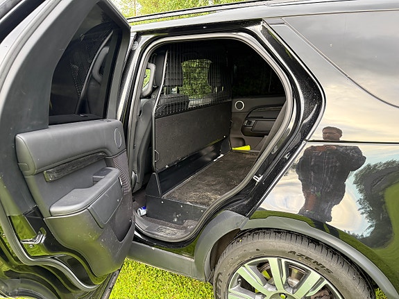 Land Rover Discovery 6 of 14