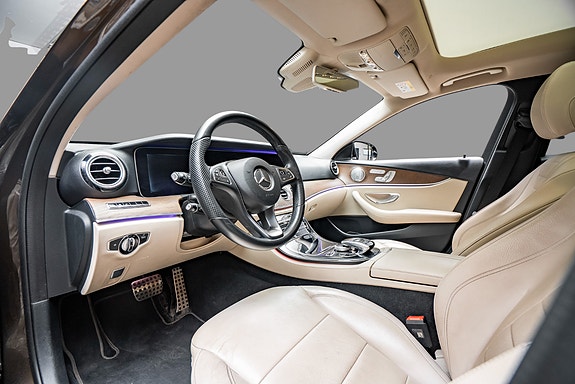 Mercedes-Benz E220 d 10 of 27
