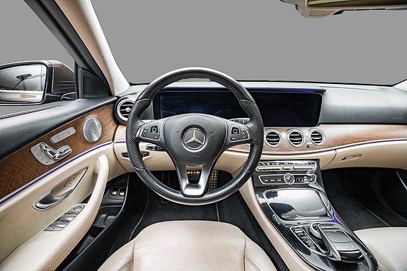 Mercedes-Benz E220 d 9 of 27