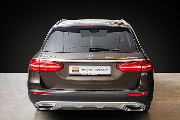 Mercedes-Benz E220 d 8 of 27