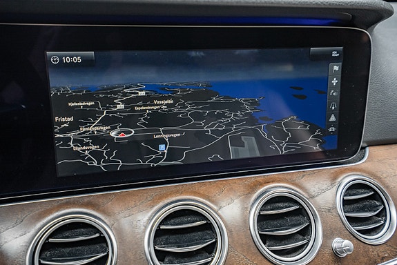 Mercedes-Benz E220 d 22 of 27