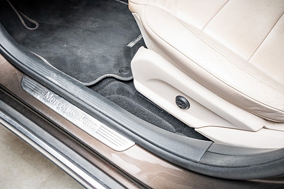 Mercedes-Benz E220 d 13 of 27