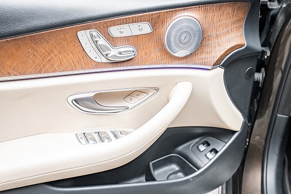 Mercedes-Benz E220 d 15 of 27