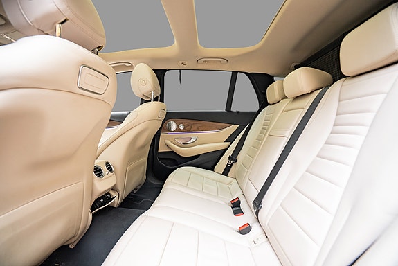 Mercedes-Benz E220 d 14 of 27