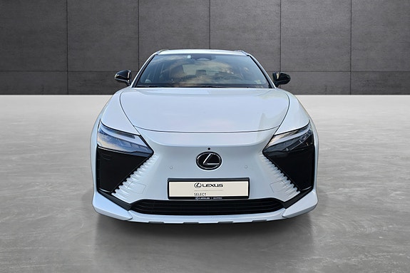 Lexus RZ500e 8 of 29