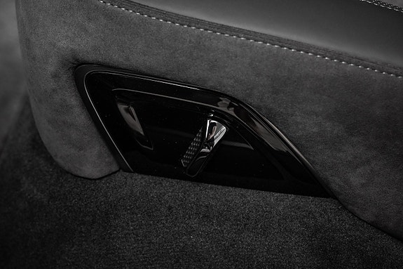 Lotus Emeya 22 of 30