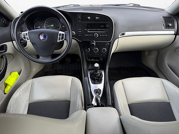 Saab 9-3 12 of 24