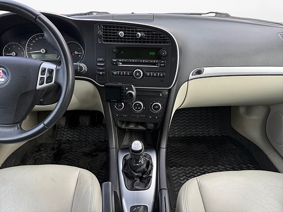 Saab 9-3 13 of 24