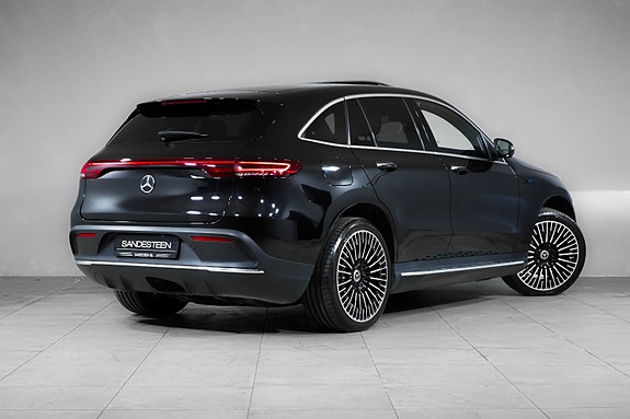Mercedes-Benz EQC400 4 of 27