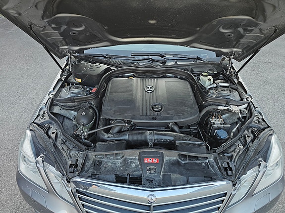 Mercedes-Benz E220 d 23 of 26