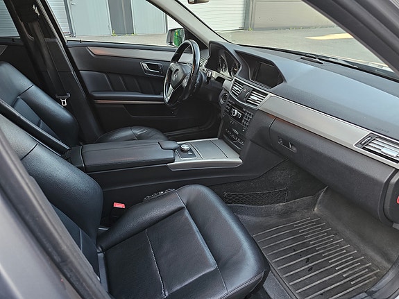 Mercedes-Benz E220 d 22 of 26