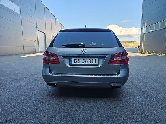 Mercedes-Benz E220 d 5 of 26