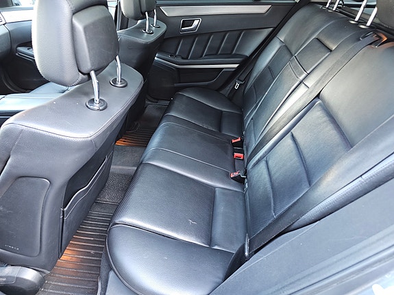 Mercedes-Benz E220 d 20 of 26