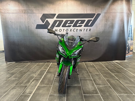 Kawasaki Ninja 1100SX SE 2 of 14