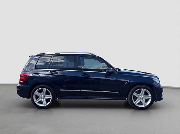 Mercedes-Benz GLK220 7 of 25