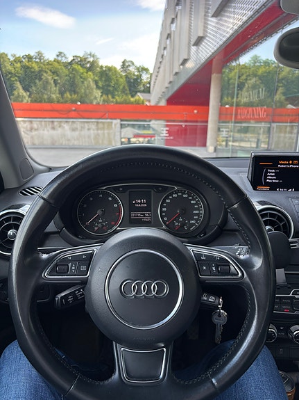 Audi A1 3 of 12