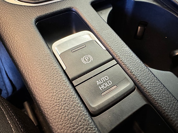 Volkswagen Passat 29 of 30